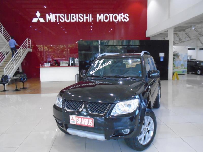 PAJERO TR4 2.0 4X4 16V 140cv PAJERO TR4 2.0 4X4 16V 140cv