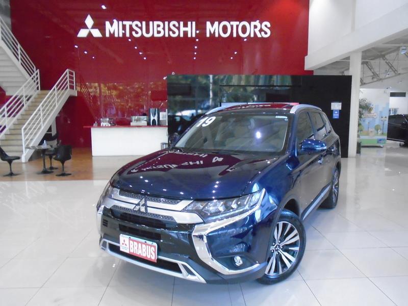 OUTLANDER 2.2 Mivec Di-d Hpe-s AWD OUTLANDER 2.2 Mivec Di-d Hpe-s AWD