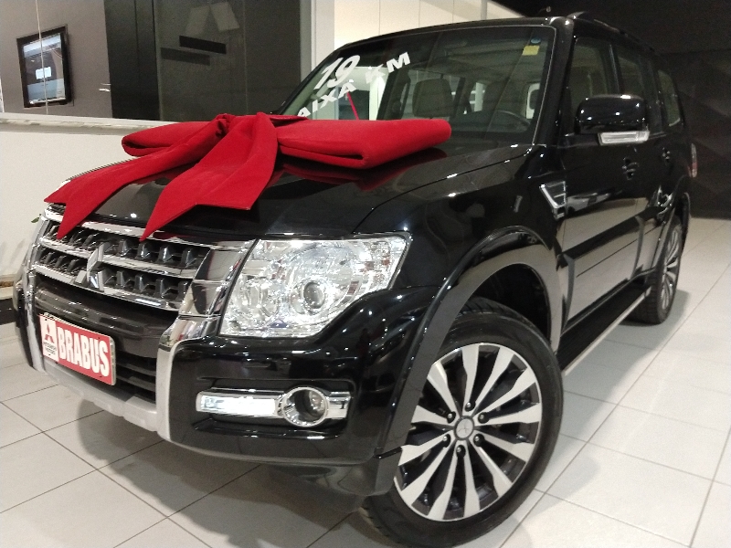 PAJERO FULL 3.8 HPE 4X4 V6 24V PAJERO FULL 3.8 HPE 4X4 V6 24V