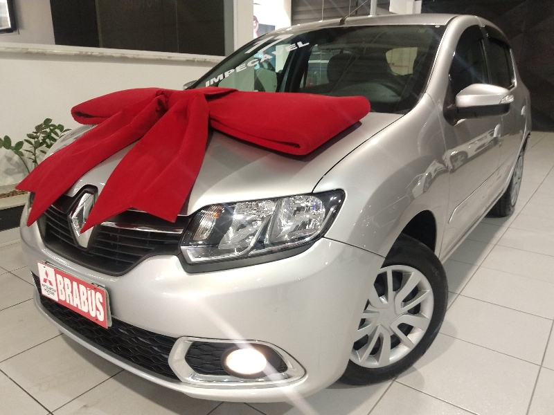 SANDERO 1.6 16V SCE Expression Easy-r SANDERO 1.6 16V SCE Expression Easy-r