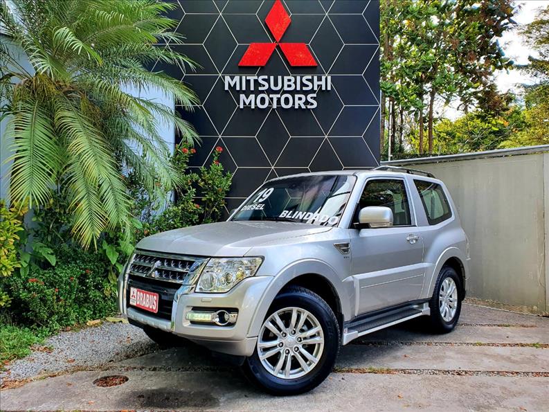 PAJERO FULL 3.2 HPE 4X4 16V Turbo Intercooler PAJERO FULL 3.2 HPE 4X4 16V Turbo Intercooler