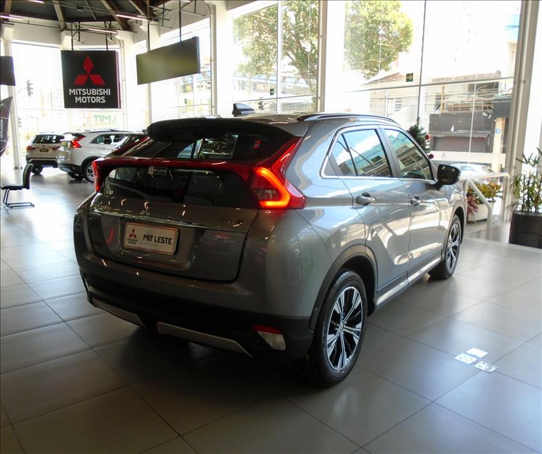 ECLIPSE CROSS 1.5 Mivec Turbo Hpe-s ECLIPSE CROSS 1.5 Mivec Turbo Hpe-s