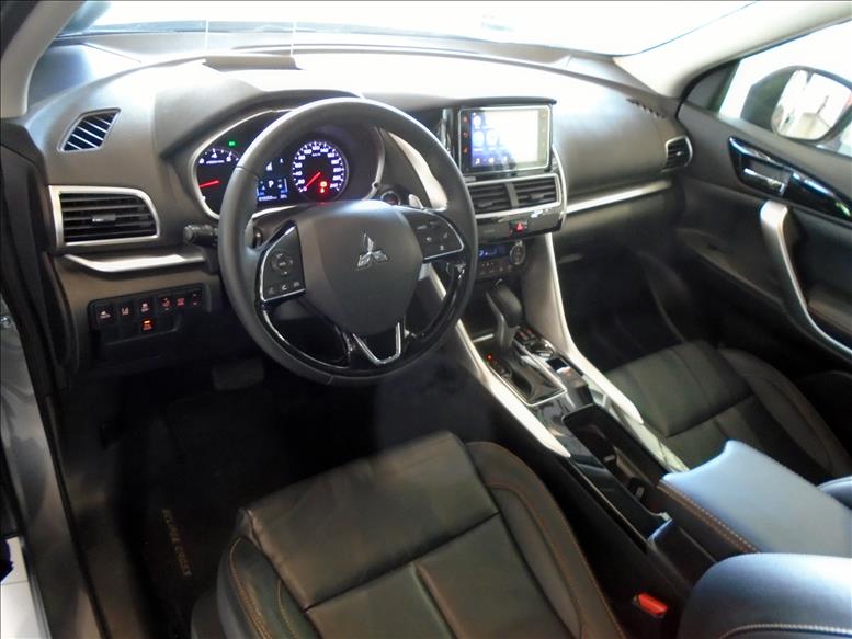 ECLIPSE CROSS 1.5 Mivec Turbo Hpe-s ECLIPSE CROSS 1.5 Mivec Turbo Hpe-s