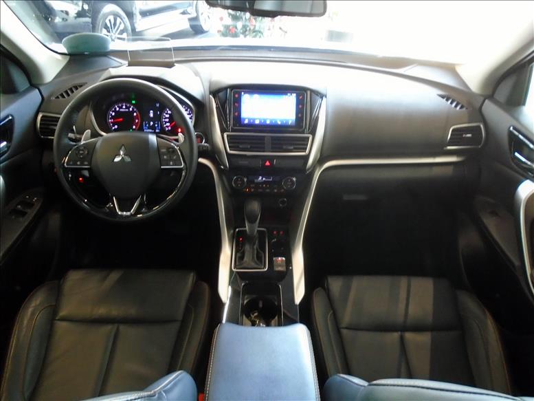 ECLIPSE CROSS 1.5 Mivec Turbo Hpe-s ECLIPSE CROSS 1.5 Mivec Turbo Hpe-s